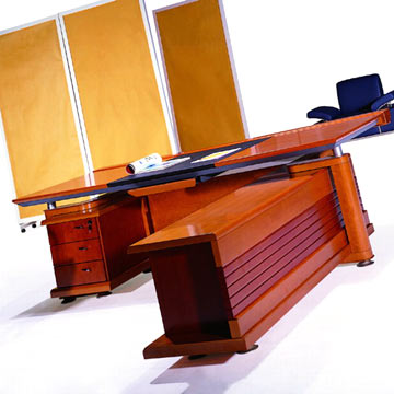 wood veneer executive desk 